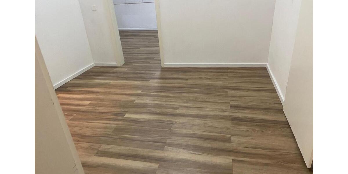 Etagenwohnung Gelsenkirchen Ückendorf - 3 Zimmer, 78 m&sup2;, 841&euro; | Angebot:25616640