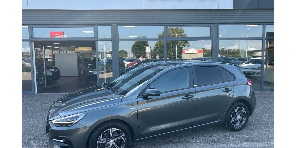 Hyundai i30 51.600 km 19.970 &euro; Wesel 46485