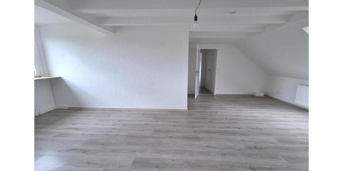 Etagenwohnung Duisburg Mittelmeiderich - 3.5 Zimmer, 53 m&sup2;, 370&euro; | Angebot:26385408