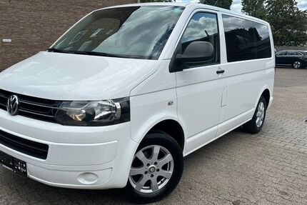 VW T5 Multivan 287.761 km 10.990 &euro; Düsseldorf 40597