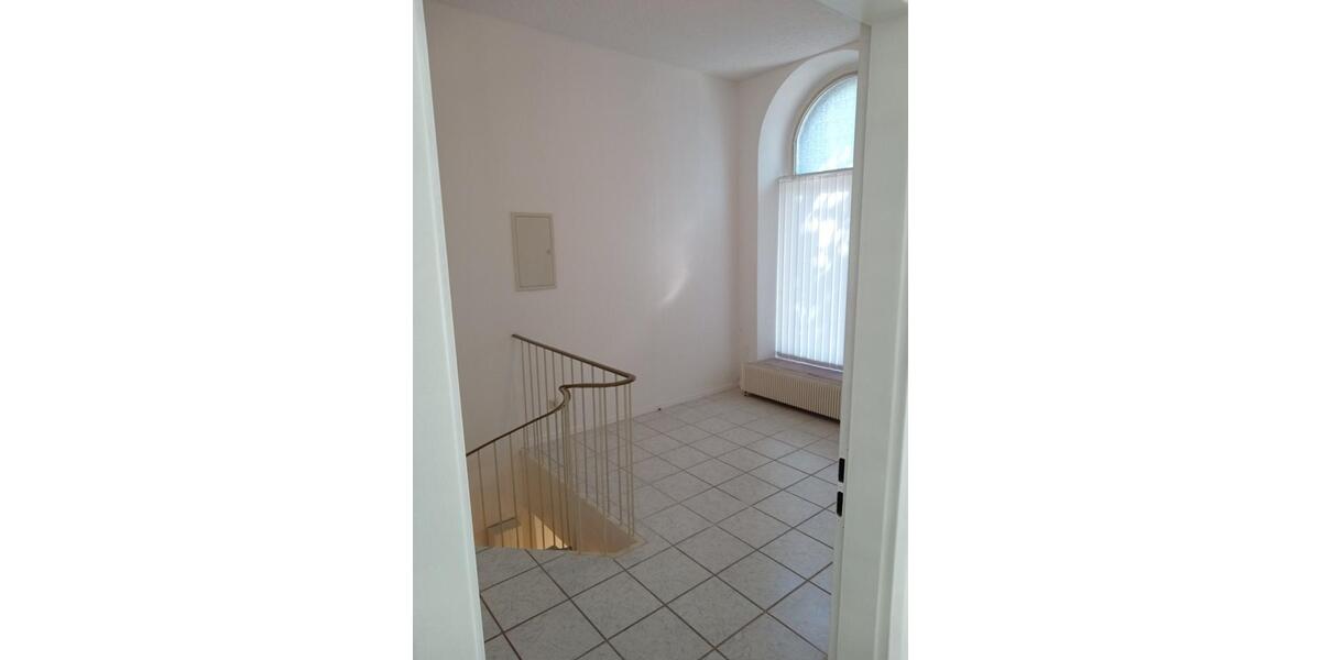 Etagenwohnung Düsseldorf Derendorf - 3 Zimmer, 93 m&sup2;, 299.000&euro; | Angebot:26951472