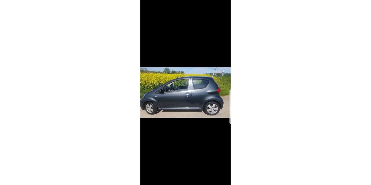 Toyota Aygo (X) 220.000 km 1.798 &euro; Ratingen 40880