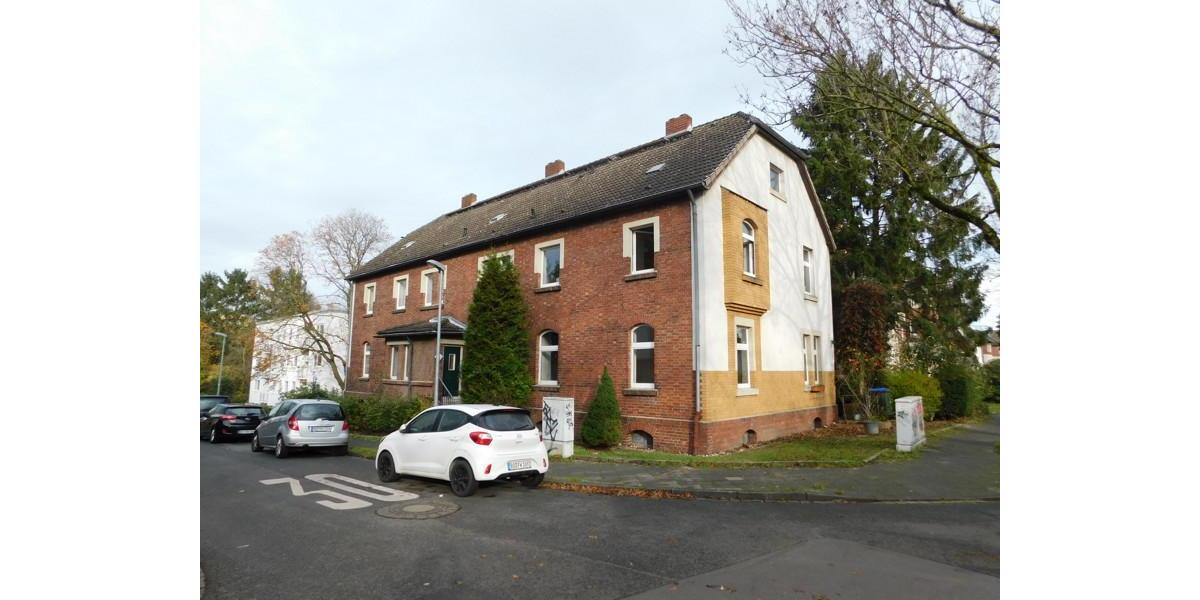 Dachgeschoßwohnung Bochum Querenburg - 2 Zimmer, 34 m&sup2;, 450&euro; | Angebot:25570061