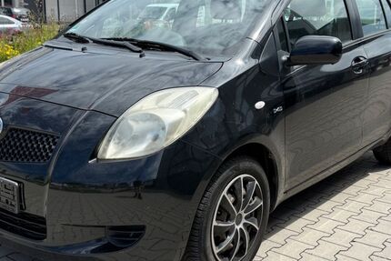 Toyota Yaris 267.044 km 950 &euro; Gelsenkrichen 45884
