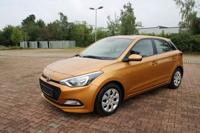 i20