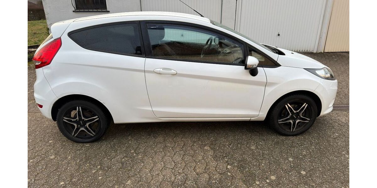 Ford Fiesta 138.000 km 2.999 &euro; Krefeld 47839
