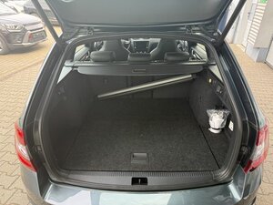 Skoda OCTAVIA 2.0 RS245 Combi+Navi+CarPlay+Totwinkel+ 89.000 km 22.450 &euro; Meerbusch 40667