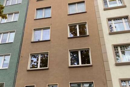 Wohnung zum Kaufen in Düsseldorf 330.000 € 76.7 m² 3 zimmer
