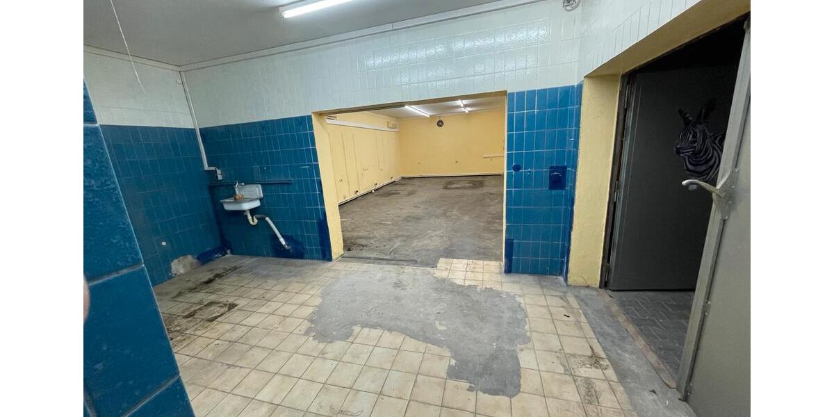 Geschäfts- Büro und Lagerfläche zu vermieten in Oberhausen zimmer