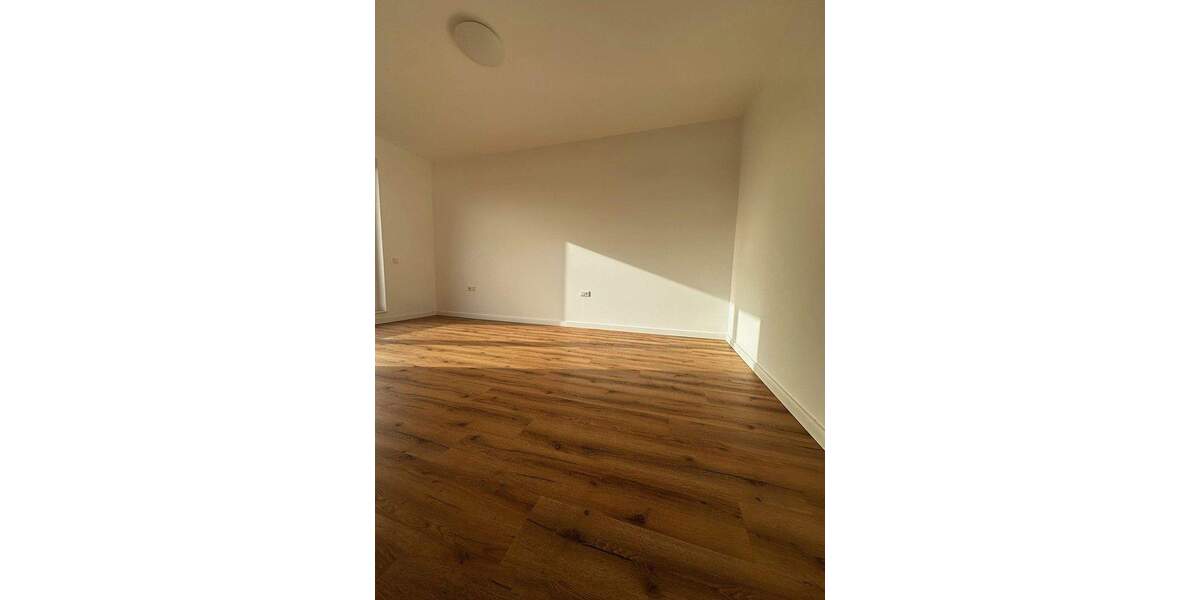 Terrassenwohnung Krefeld Stadtmitte - 4 Zimmer, 132 m&sup2;, 1.500&euro; | Angebot:25547362