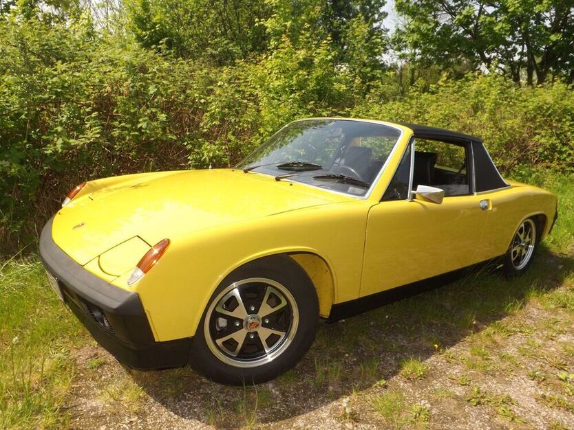 914