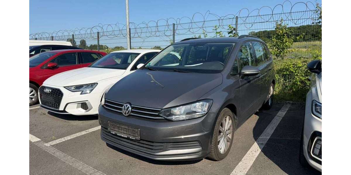 VW Touran 161.000 km 11.990 &euro; Dinslaken 46537