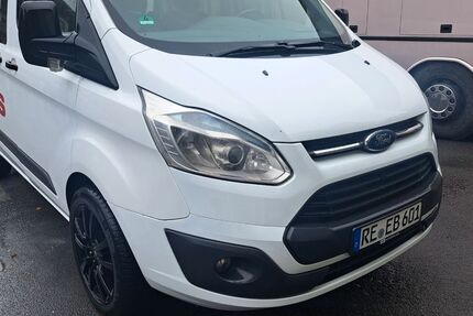 Ford Transit Custom 232.000 km 10.710 € Marl 45772