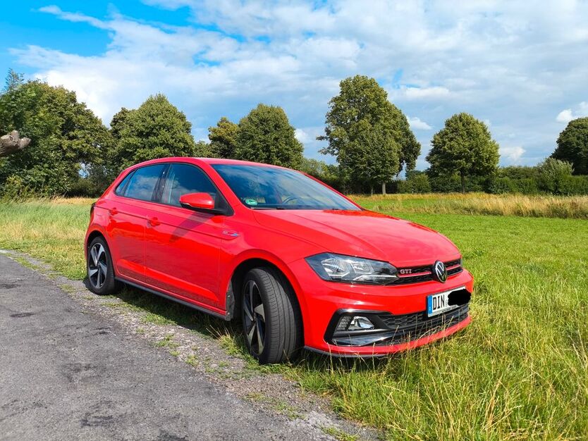 VW Polo 53.690 km 18.950 € Dinslaken 46537