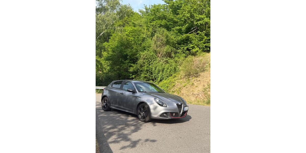 Alfa Romeo Giulietta 221.000 km 7.360 &euro; Duisburg 47198