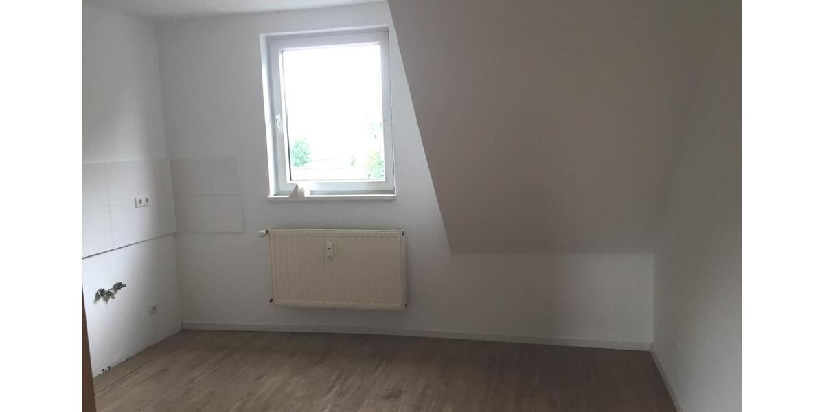 Dachgeschoßwohnung Gladbeck Alt-Rentfort - 1 Zimmer, 37 m&sup2;, 300&euro; | Angebot:25541377