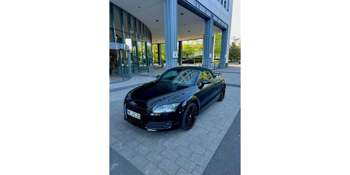 Audi TT 243.000 km 9.250 &euro; Düsseldorf 40221