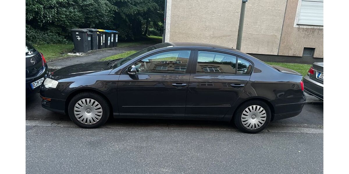 VW Passat 200.000 km 2.649 &euro; Recklinghausen 45663