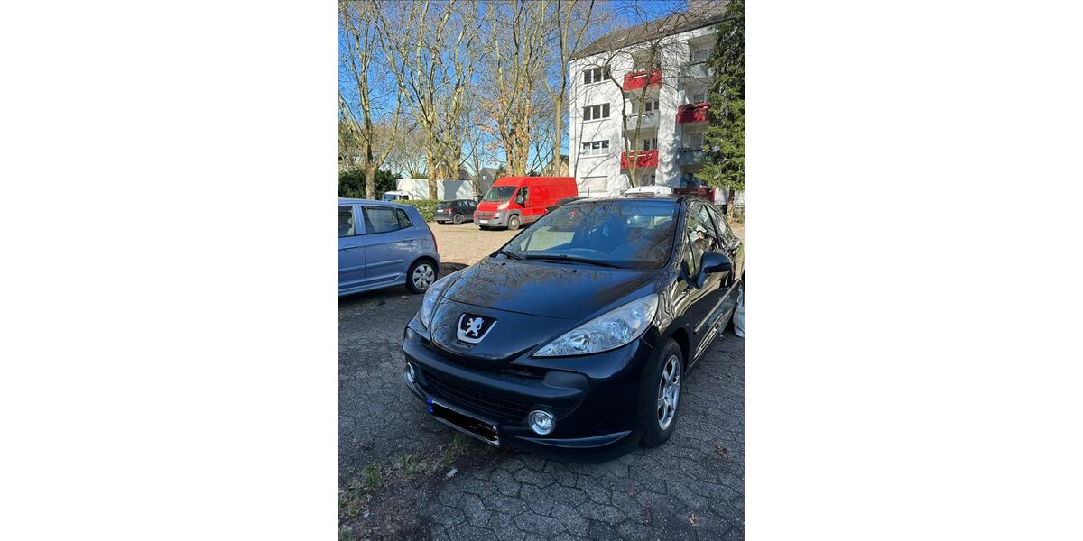 Peugeot 207 104.000 km 2.999 &euro; Dinslaken 46537