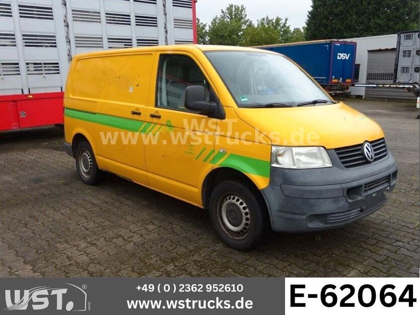 VW T5 Transporter 198.000 km 4.980 € Dorsten 46282