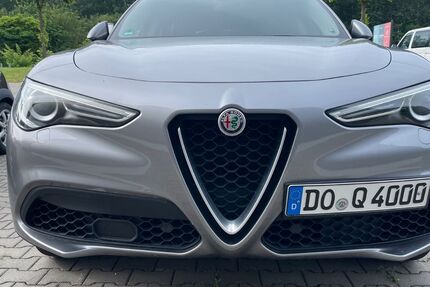 Alfa Romeo Stelvio 80.000 km 20.750 &euro; Krefeld 47799