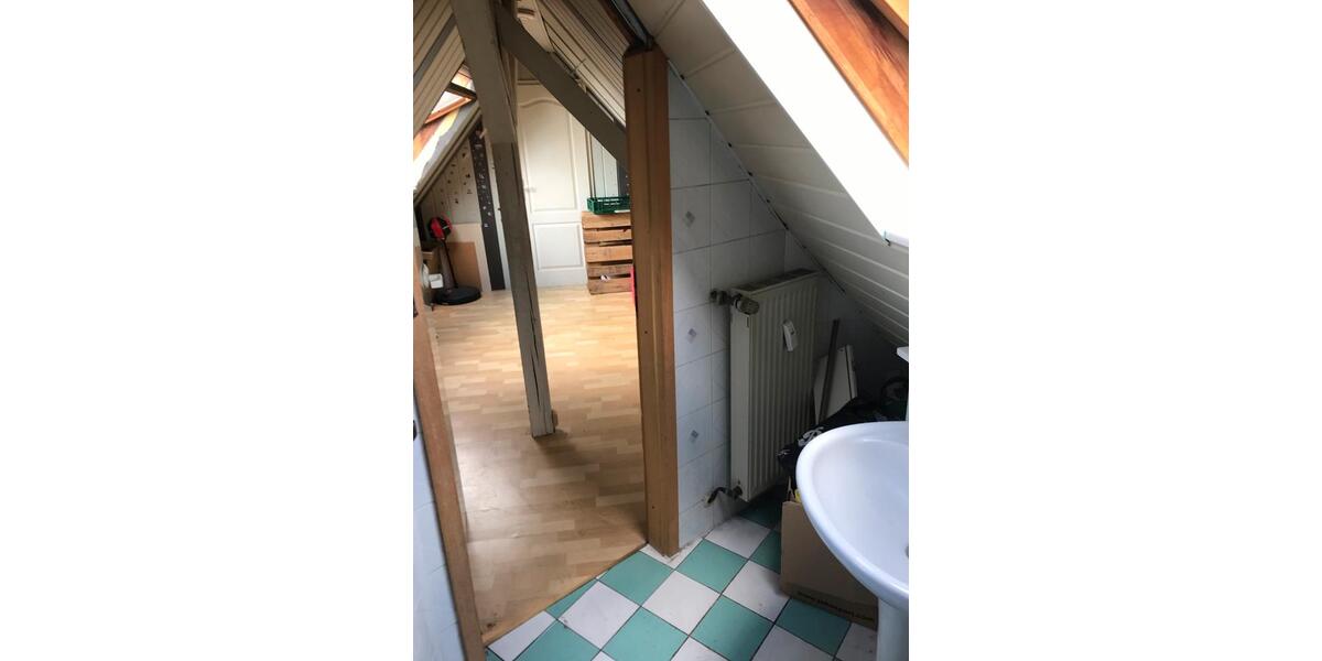 Doppelhaushälfte Essen Stadtbezirk IV - 9 Zimmer, 160 m&sup2;, 360.000&euro; | Angebot:27158246