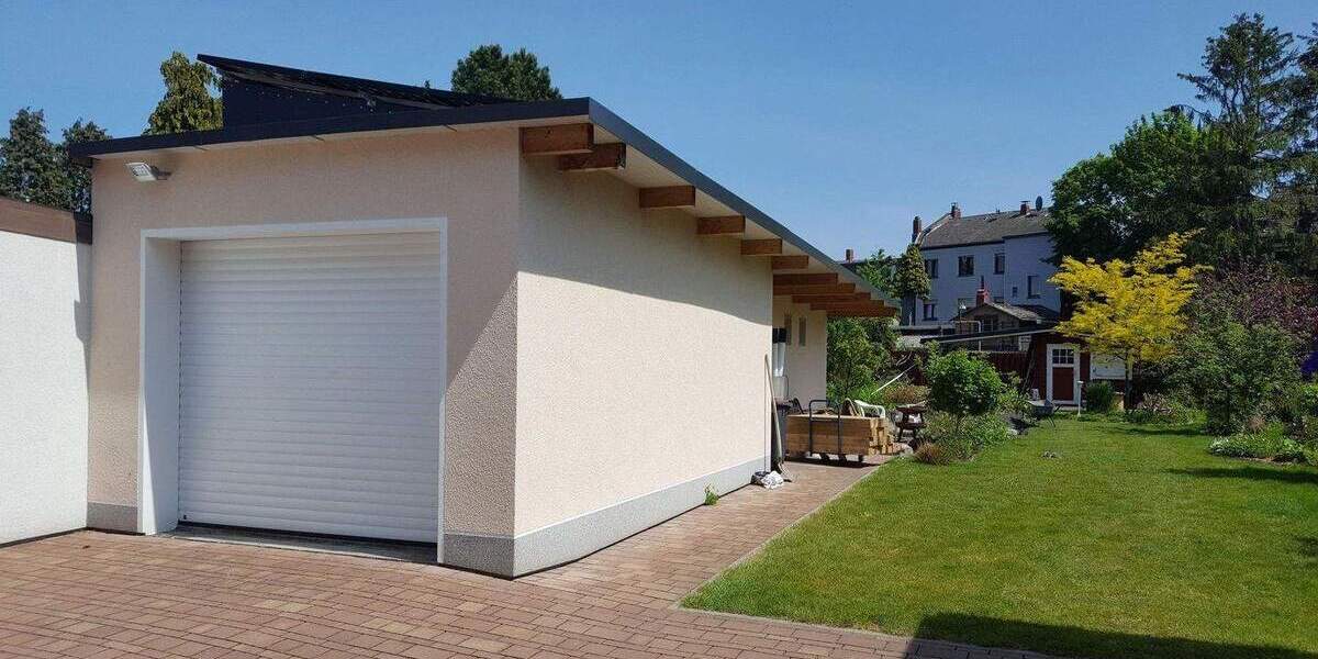 Großzügiges Haus mit auf 800 m² Grundstück mit ca.60 m² naturbelassenen Schwimmteich in Herten 1 zimmer