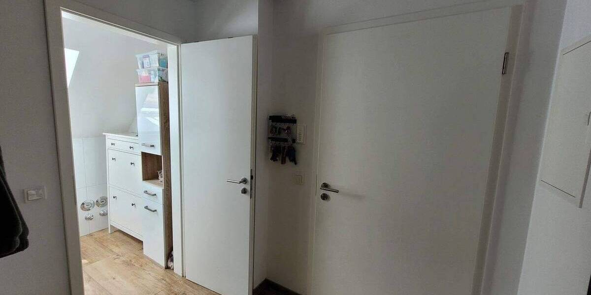 Etagenwohnung Rheinberg - 2 Zimmer, 75 m&sup2;, 840&euro; | Angebot:26903795