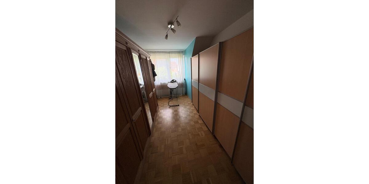Reihenhaus Duisburg Rheinhausen - 7 Zimmer, 135 m&sup2;, 449.000&euro; | Angebot:27054483