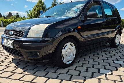 Ford Fusion 183.000 km 990 € Wuppertal 42281