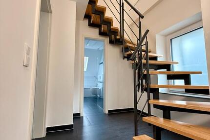 Wohnung Moers - 4 Zimmer, 125 m&sup2;, 1.350&euro; | Angebot:25102167