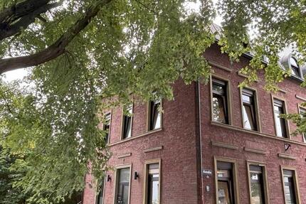 Repräsentatives Wohn- und Bürohaus (ehem. NotariatKanzlei) 17 zimmer