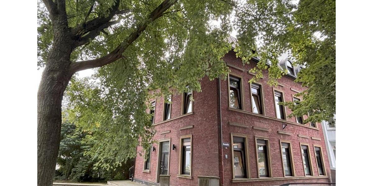 Repräsentatives Wohn- und Bürohaus (ehem. NotariatKanzlei) zimmer