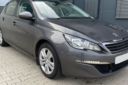 Peugeot 308 145.000 km 6.800 &euro; Essen 45309
