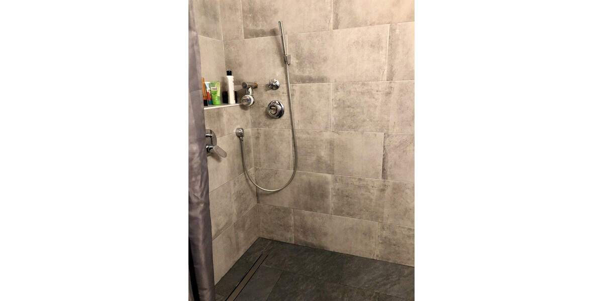 Etagenwohnung Krefeld Cracau - 3 Zimmer, 101 m&sup2;, 1.150&euro; | Angebot:25619339