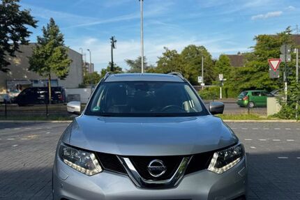 Nissan X-Trail 218.000 km 10.700 &euro; Krefeld 47805