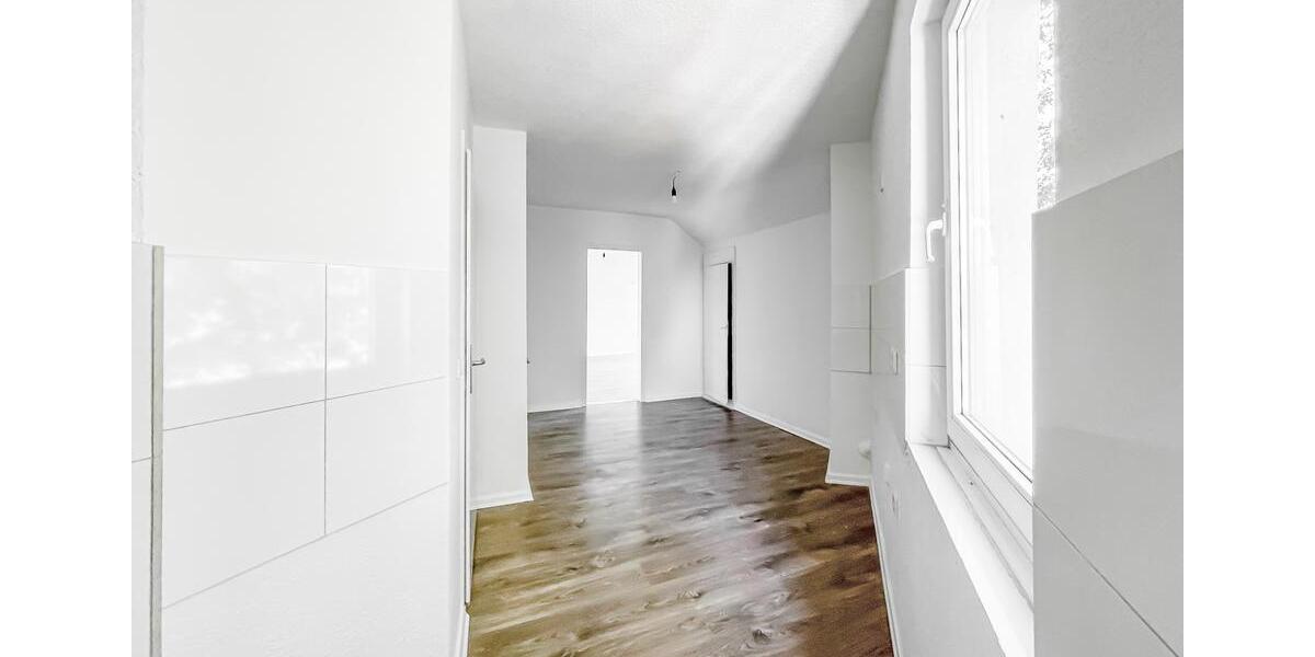 Dachgeschoßwohnung Bochum Bochum-Ost - 4.5 Zimmer, 100 m&sup2;, 680&euro; | Angebot:26348220