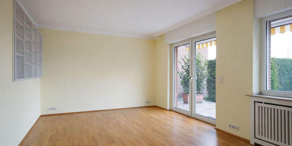 Bockumer Platz! Schöne Erdgeschosswohnung mit großer Terrasse, eigenem Garten und Garage 2 zimmer