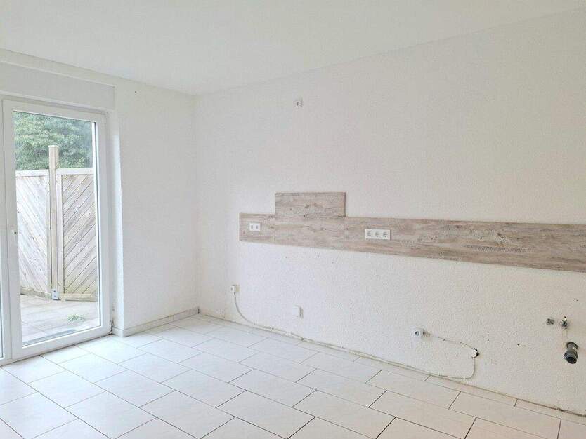 Recklinghausen-Ost! Seniorenfreundliche Erdgeschosswohnung mit eigener Terrasse und modernem Bad! 2 zimmer