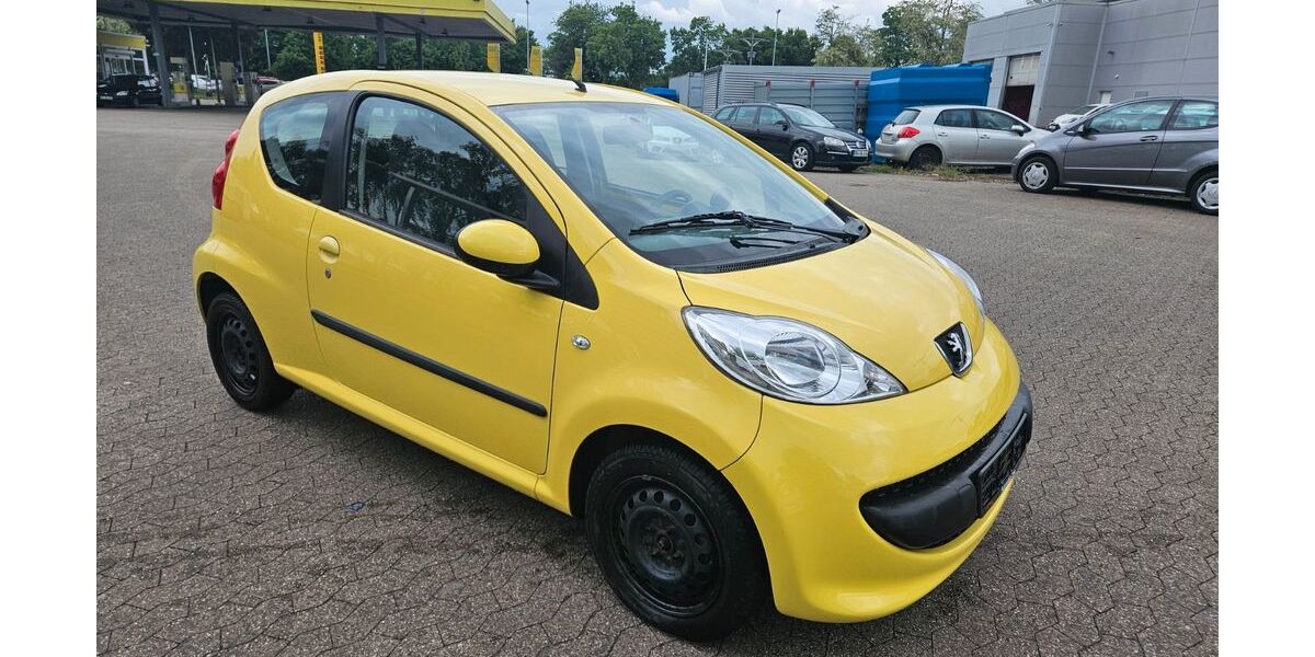 Peugeot 107 156.000 km 1.999 &euro; Krefeld 47807