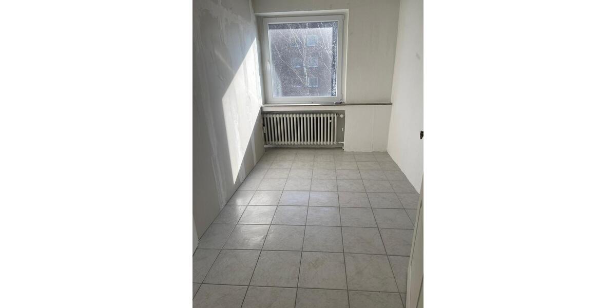 Etagenwohnung Gladbeck Brauck - 4 Zimmer, 117 m&sup2;, 185.000&euro; | Angebot:25649501