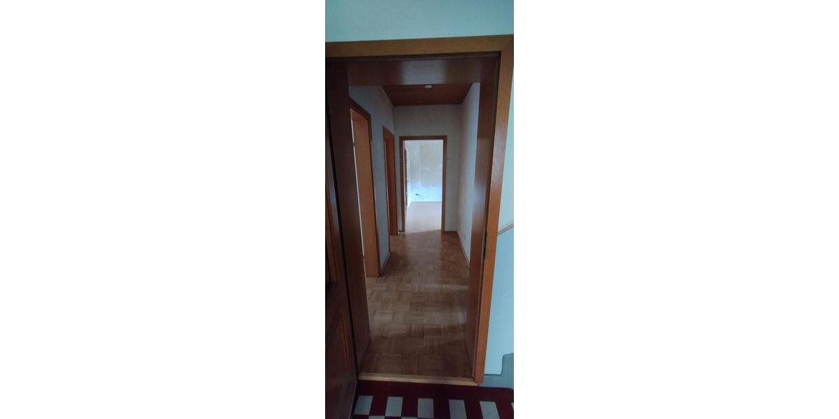 2 12 Zimmer - Erdgeschoss - 55m² 2.5 zimmer