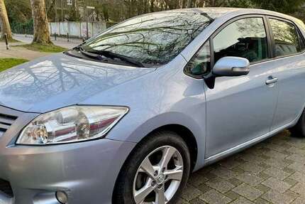 Toyota Auris 86.600 km 7.000 &euro; Gelsenkirchen 45888