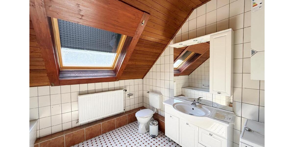 STILVOLLE ALTBAU WOHNUNG IN UERDINGEN ZU MIETEN! 5 zimmer