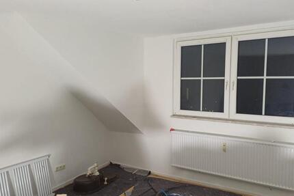 Top Wohnung frisch renoviert 2 zimmer
