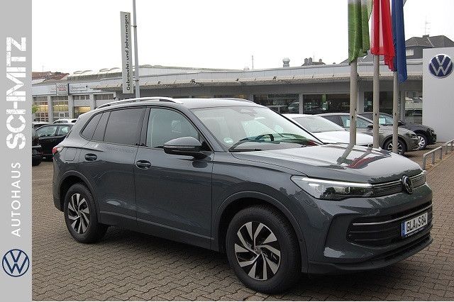 VW Tiguan 8.000 km 37.390 € Gladbeck 45964