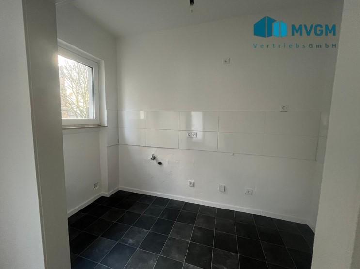 Moderne 3 Zimmer Wohnung mit Dusche und Balkon! zimmer