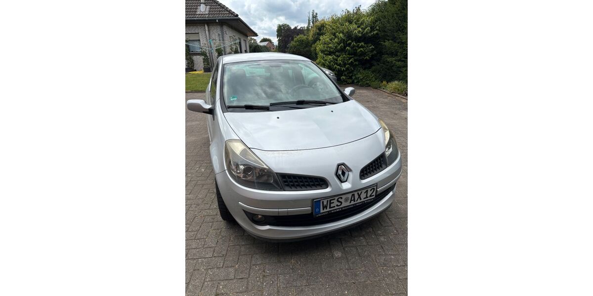Renault Clio 165.000 km 2.200 &euro; Wesel 46485