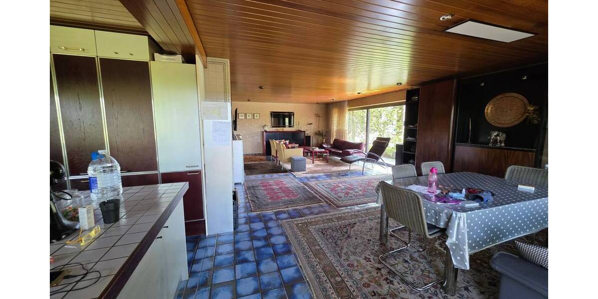 Mehrfamilienhaus, Wohnhaus Velbert Mitte - 6 Zimmer, 230 m&sup2;, 490.000&euro; | Angebot:23944327