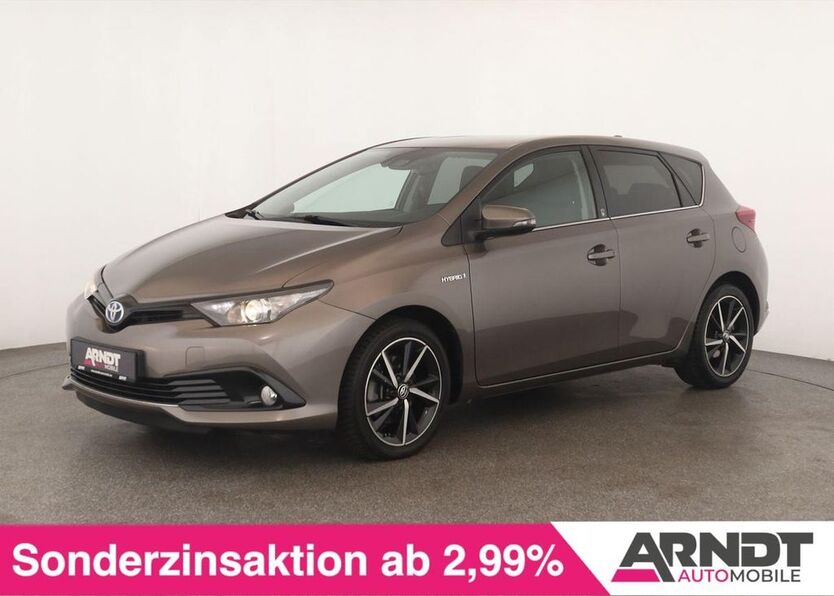 Toyota Auris 88.500 km 15.884 € Düsseldorf 40233